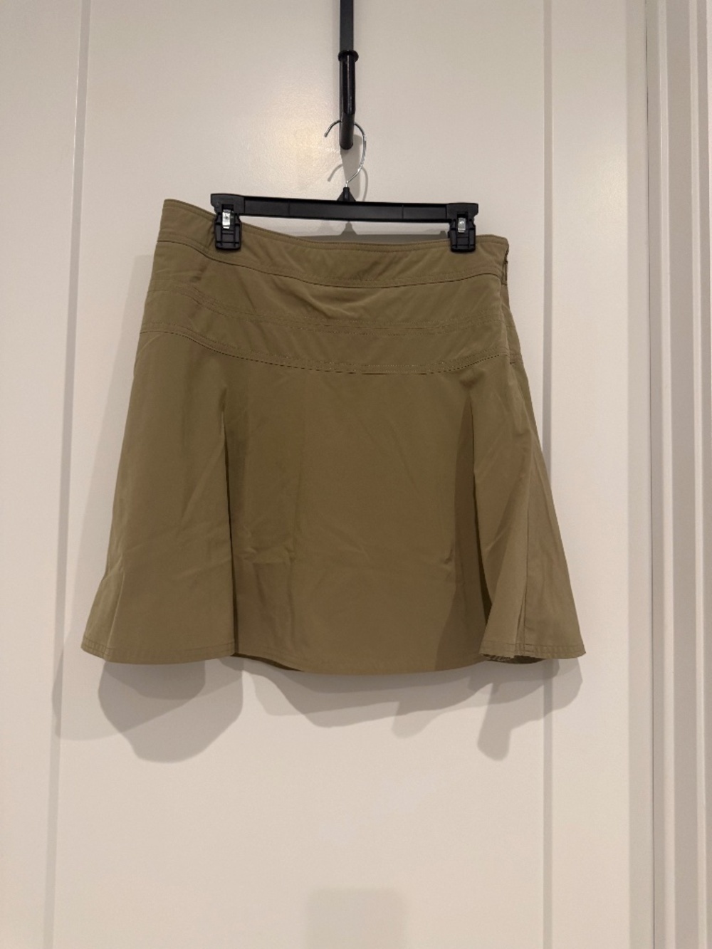 Athleta Tan Skort Side Zipper Size 10